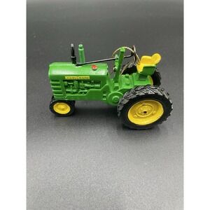 John Deere Tractor‎ Ornament